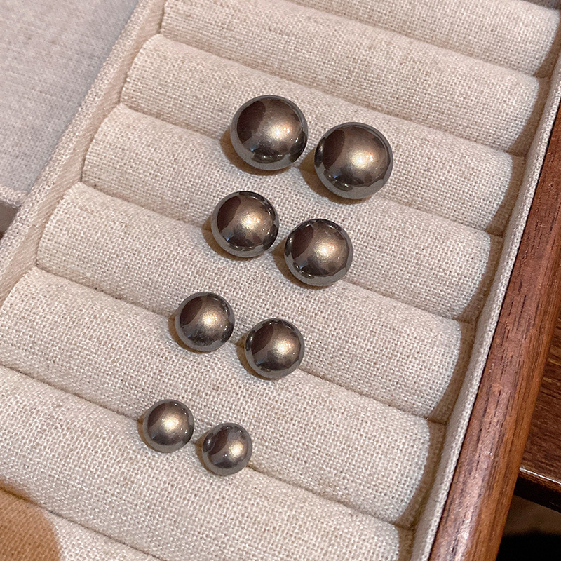 S925 aguja de plata exquisito ZIRCON oído-aumento traje pequeño oído espárragos Luz de lujo nicho versátil temperamento perla pendientes femeninos