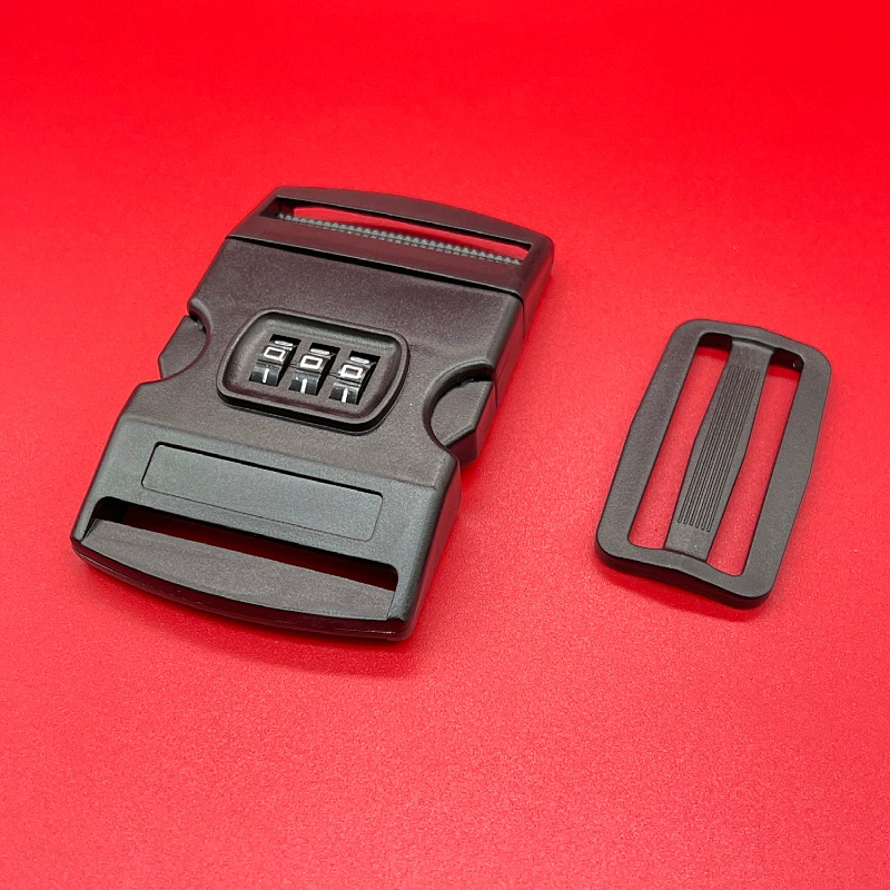 Фабрика спот поставляет три пароля пряжка с замком пряжка