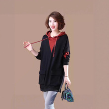 �羳��aŮ�b�l��Ů�n�泱���ɴ����a���L��ٴ�50�q�Bñ���±�