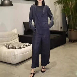 24598大爱美依缘2026新款欧货洋气长袖打底T恤高腰背带裤显瘦女潮