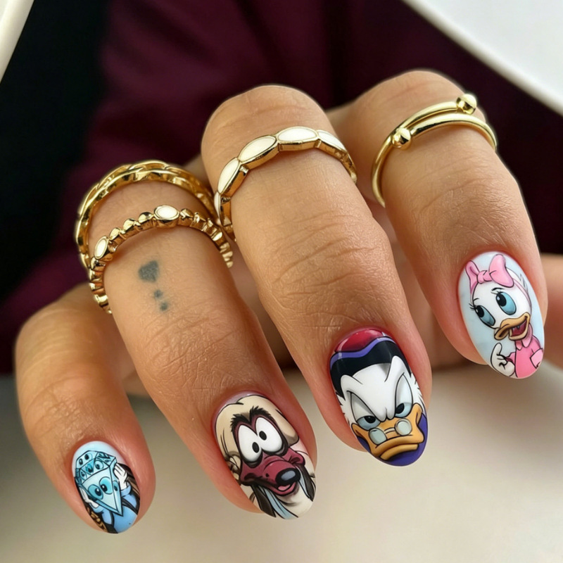 Trendy Donald Duck Family Cartoon Wearable Nails Cute Dopamine Color-Block Nail Stickers 24 Pieces Fake Nails Wholesale