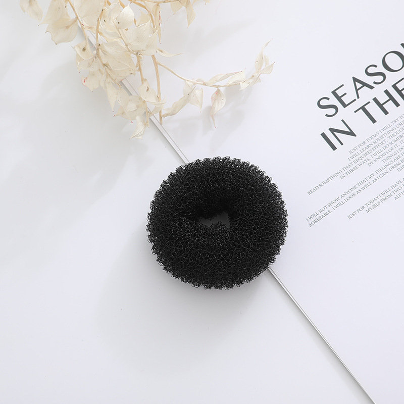 Fabricantes de bolos de cabeza de punto para el cabello atado adornamiento de cabello trenzado artefacto de donut anillo de cabello brote de flores herramientas de cabello