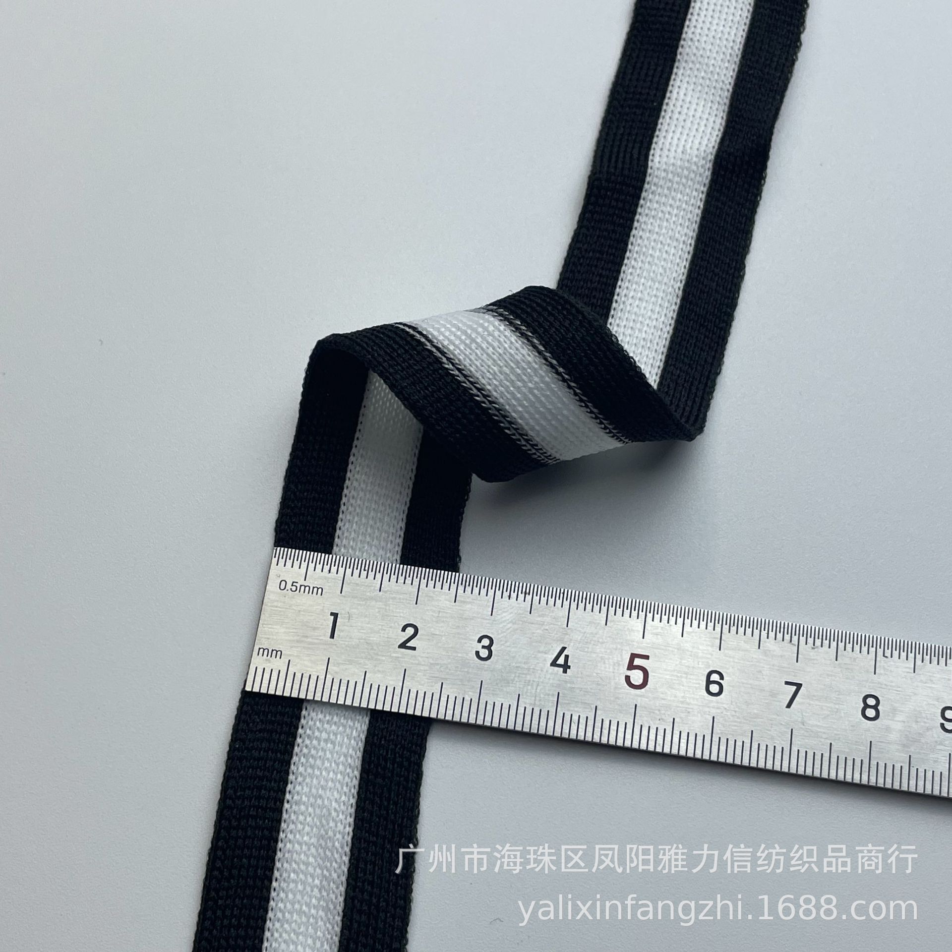 흑백 검정 * 2.5cm * 니트 * 70 m/번들 (번들 배치에 따라)