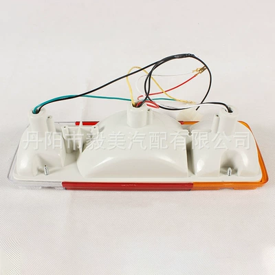 300 500 Tail Lights Lcfj79 – Tail light