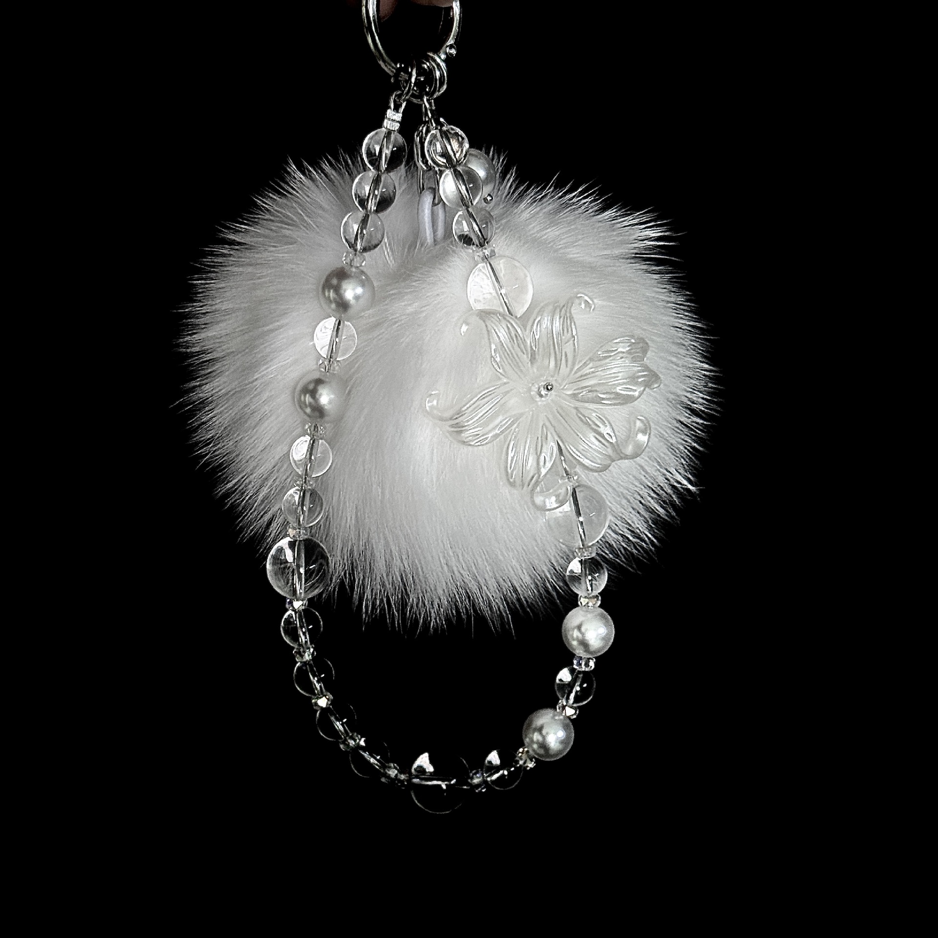 Originalmente, el cabello de pelo de zorro de gran tamaño para teléfonos móviles, cuentas de cristal transparentes, bolsas colgantes, colgantes de llaveros de automóviles