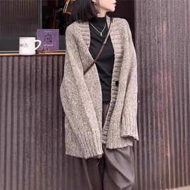 秋冬25新款宽松慵懒风v领纯羊毛开衫女外套小众设计感中长款毛衣