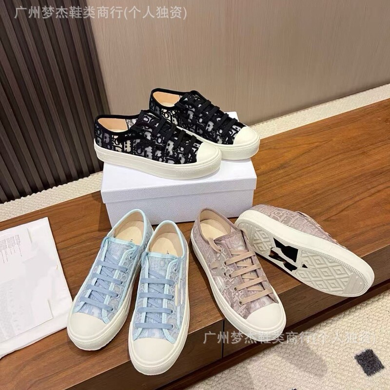 D brand 26 new model women's thick-soled shoes with lace embroidery, vintage canvas shoes, breathable letter-print casual platform height-increasing sneakers
