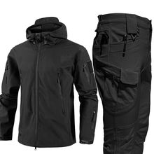 鲨鱼军迷皮软壳春秋户外冲锋衣薄款战术防风防水透气轻便登山外套