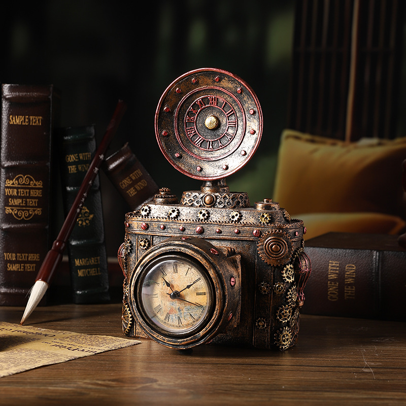 Retro camera ornaments American simulation mechanical locomotive clock resin crafts camera alarm clock decorations