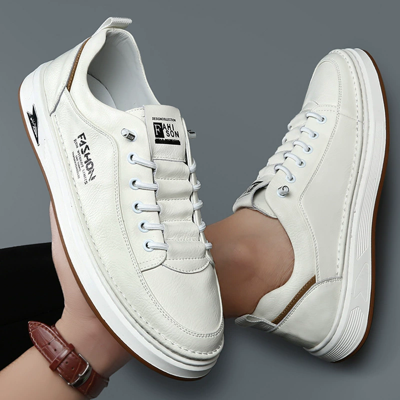 Мужская обувь дикая кожаная маленькая белая обувь 2024 весна лето новая обувь на толстой подошве повседневная обувь дышащая спортивная обувь мужская модель
