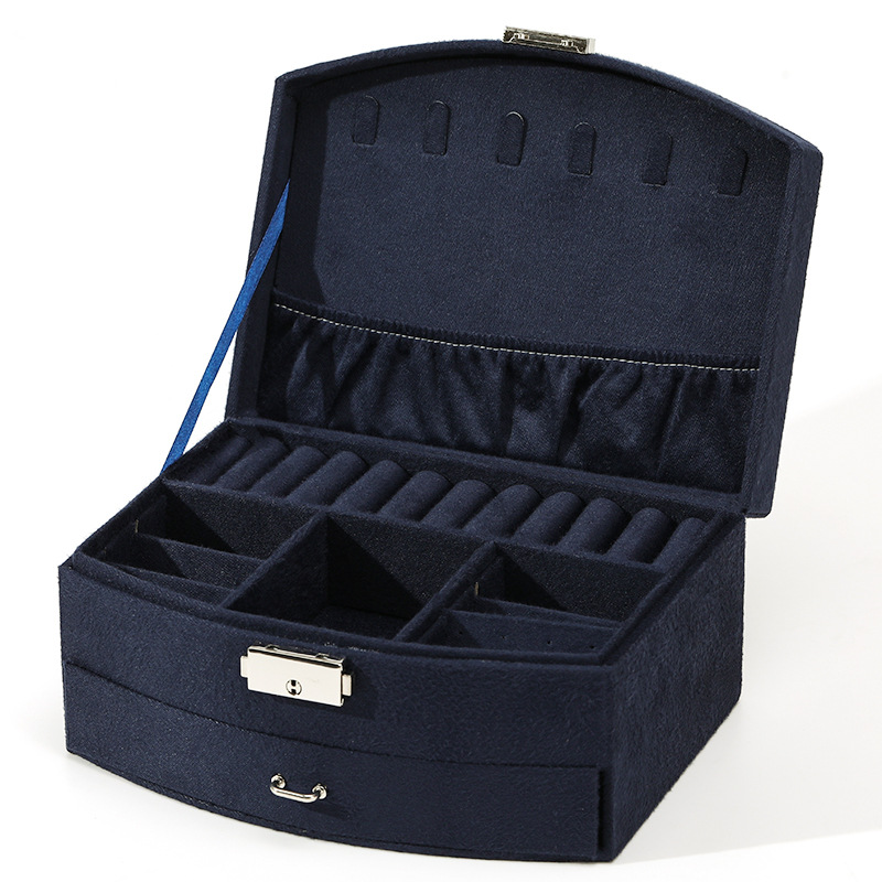 Joyero Pendientes Pendientes Bolsa de joyería de franela Caja de joyería Caja de joyería Regalo lindo para niña Regalo con cerradura en stock image 11