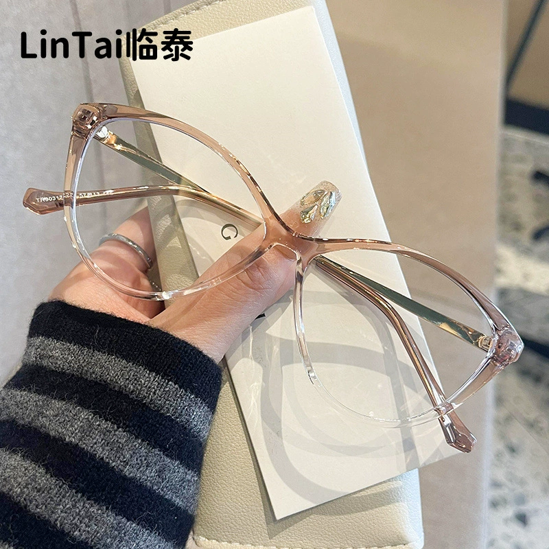 Fashionable glasses, dye, new collection, simple and elegant design, internet celebrity
