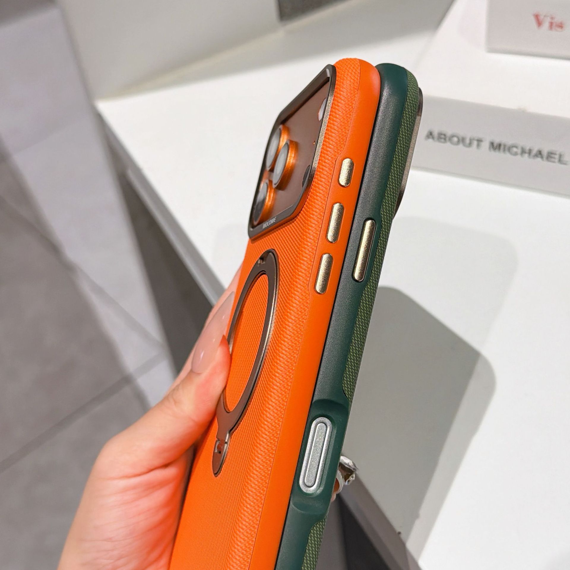 Ốp lưng da iPhone 16/17 Pro Max có vòng xoay 360 độ, nam châm hút, chống sốc viền dày — Đen, Nâu, Tím, Xanh dương chi tiết 17