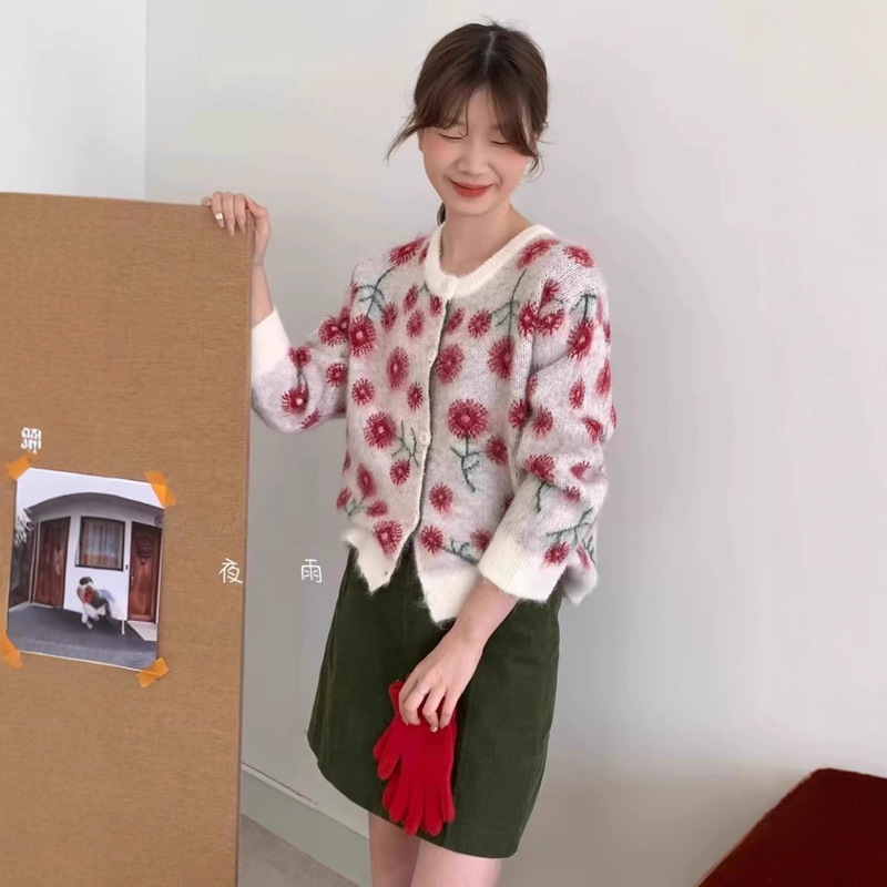 韩版设计感秋冬新款宽松显瘦圆领花朵印花针织开衫女百搭时尚上衣|undefined