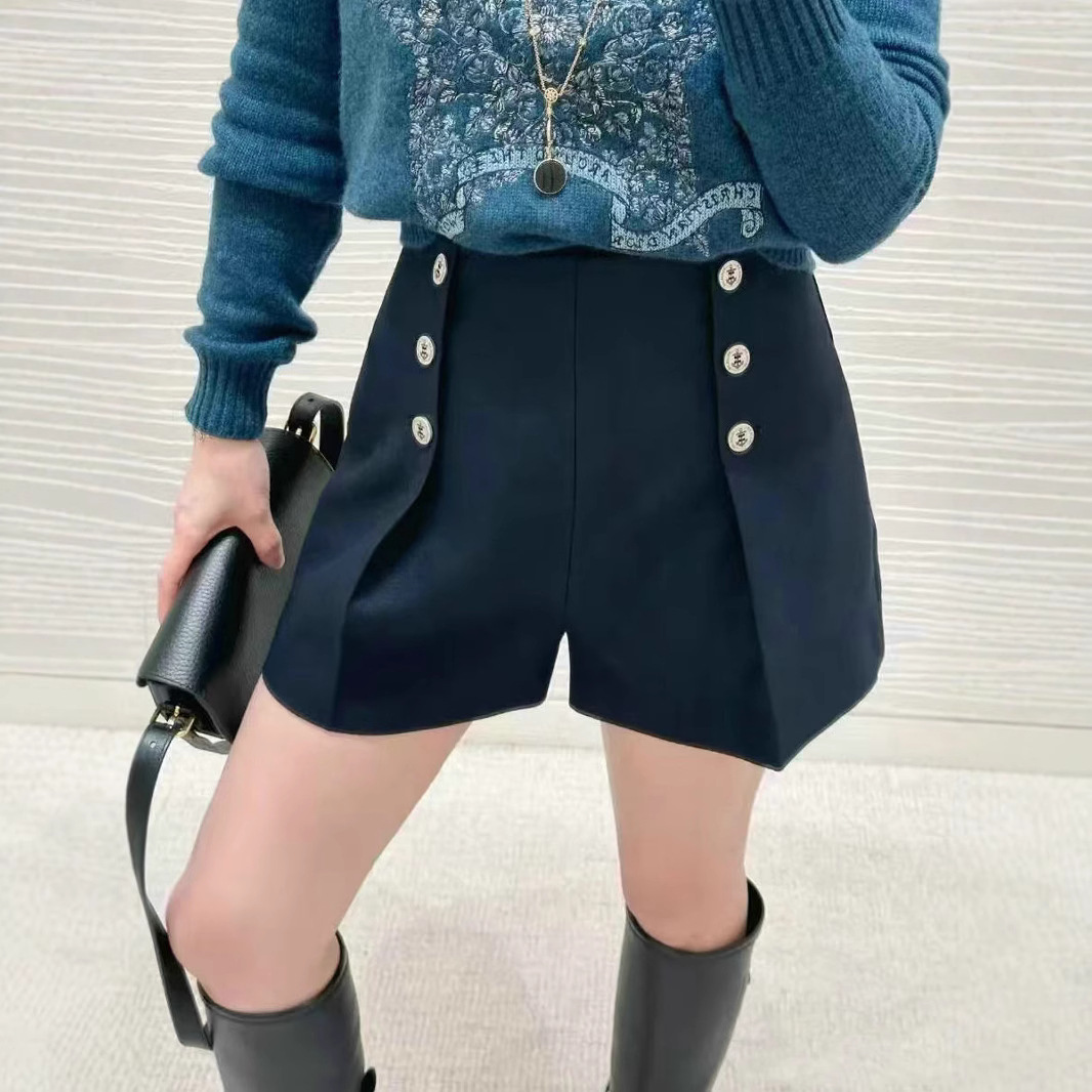 时髦知识分子夏日通勤气质穿搭短裤双排扣装饰高腰小西裤女百搭潮