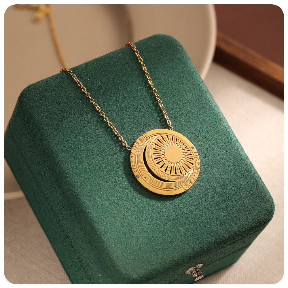 Women's Gender PVD Coated Real Gold Plated Constellation 304 Stainless Steel Simple Style Waterproof Non Tarnish 304 Stainless Steel Pendant Necklace