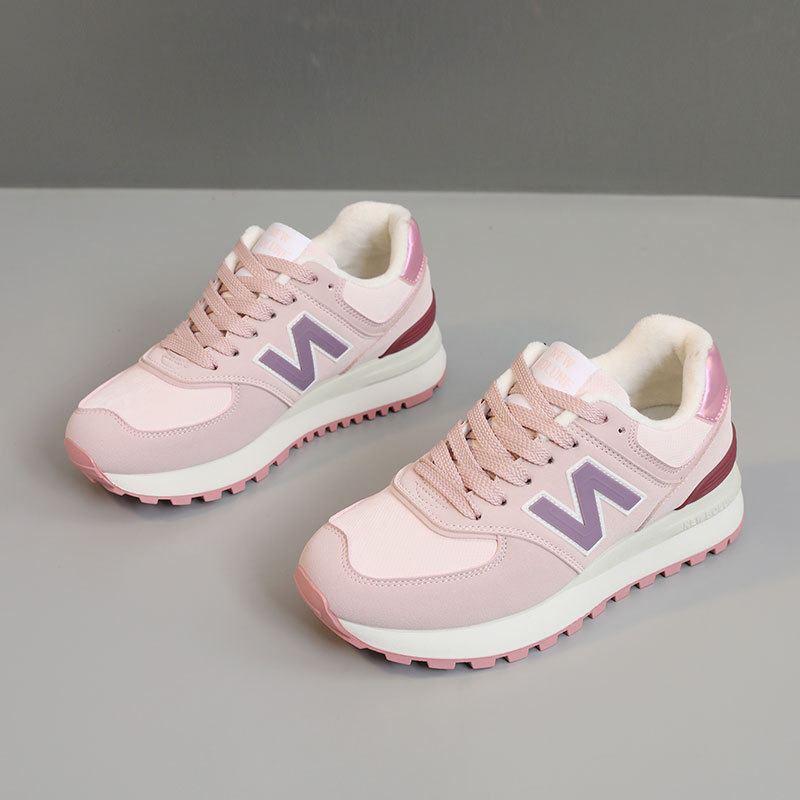 [New Balance] New 2024 Autumn Breathable Sports Shoes Color Matching Thick Sole Plus Velvet Round Toe Women's Shoes Casual Sports