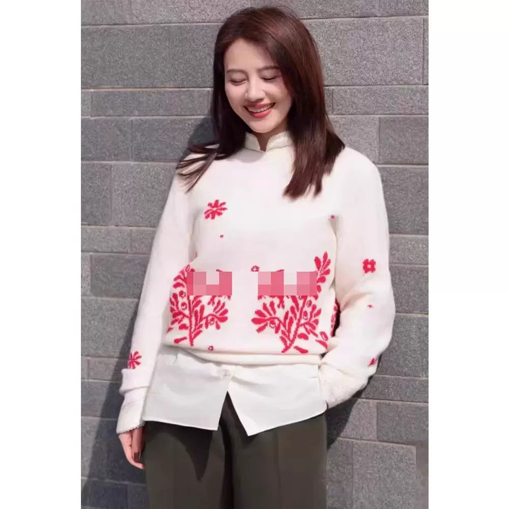 四媛 早春新款小马花卉嵌花套头毛衣女新年休闲百搭针织上衣9533