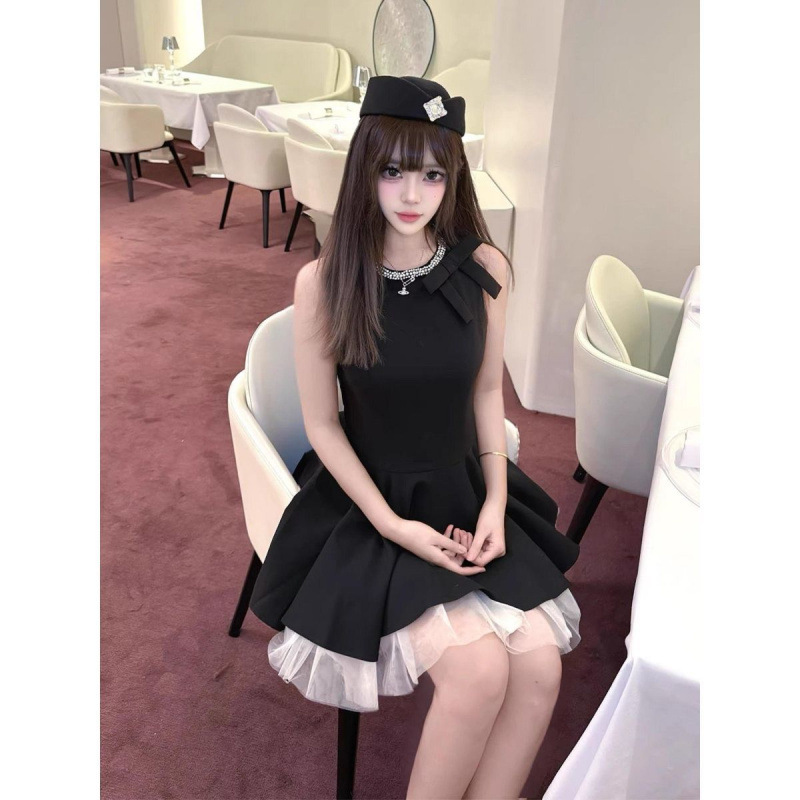 Summer Hepburn-style diamond-embellished little black dress, birthday princess puffy dress, 2026 new product, girls' A-line dress, spring-summer style