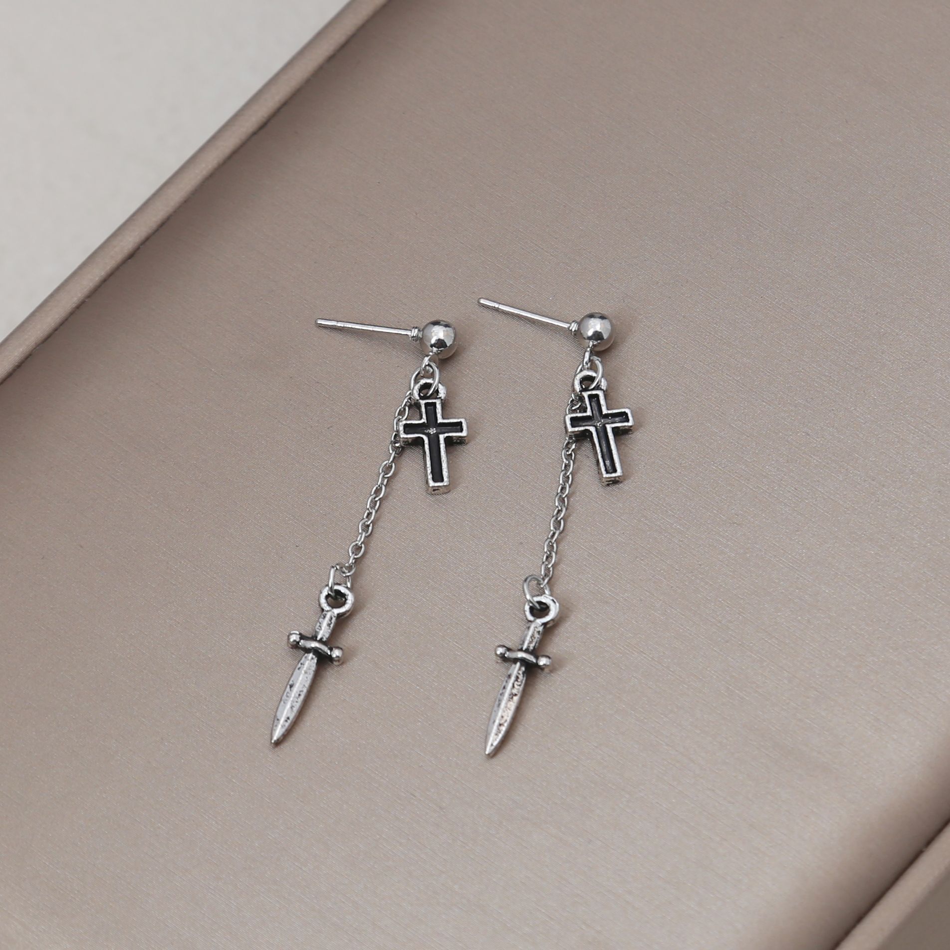 Nueva borla pendientes en línea celebridad diamante mariposa flor S925 pendientes de perlas moda elegante pendientes largos de adelgazamiento