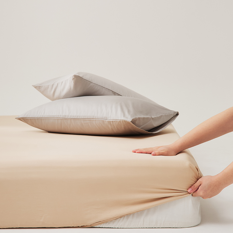 100% cotton 50s double-ply solid color fitted sheet, tatami protector, mattress cover, 100% cotton fabric pillowcase three-piece set 100% cotton 50s double-ply solid color fitted sheet, tatami protector, mattress cover, 100% cotton fabric pillowcase three-piece set