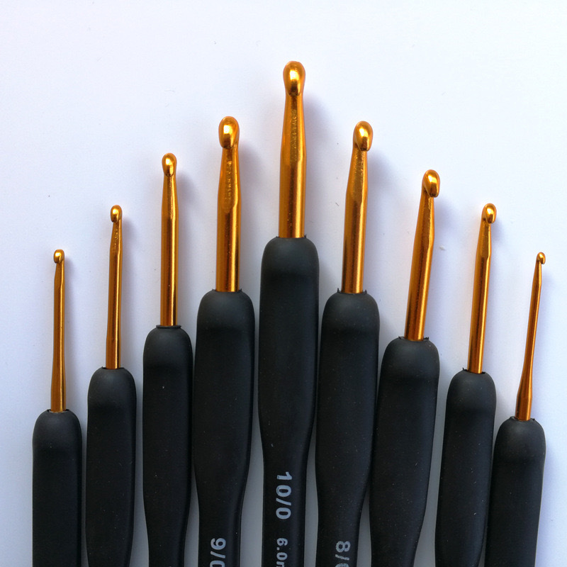 Ganchillo de una sola cabeza TPR Ganchillo de silicona Negra Ganchillo dorado