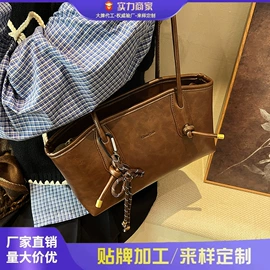 女士斜挎包;女士双肩包;休闲背包