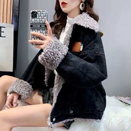 牛仔外套女潮ins厚款秋冬款棉服女2025新款加绒加厚羊羔毛牛仔衣