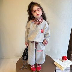 女の子の子供の襟のガードルのスーツの春秋の女性の赤ちゃんのレジャーのスポーツの春の服の女の子の洋気の2つのセットの潮