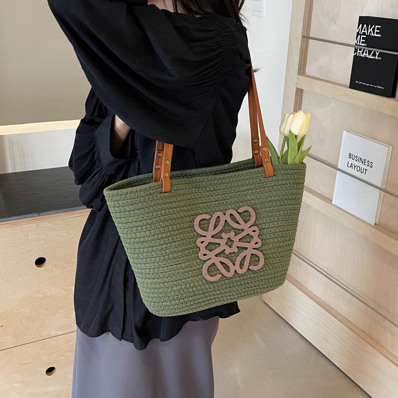 Large Capacity Casual Woven Handbag - New Cross-Border Vacation Beach Bag, Fashionable Shoulder Tote Bag For Women