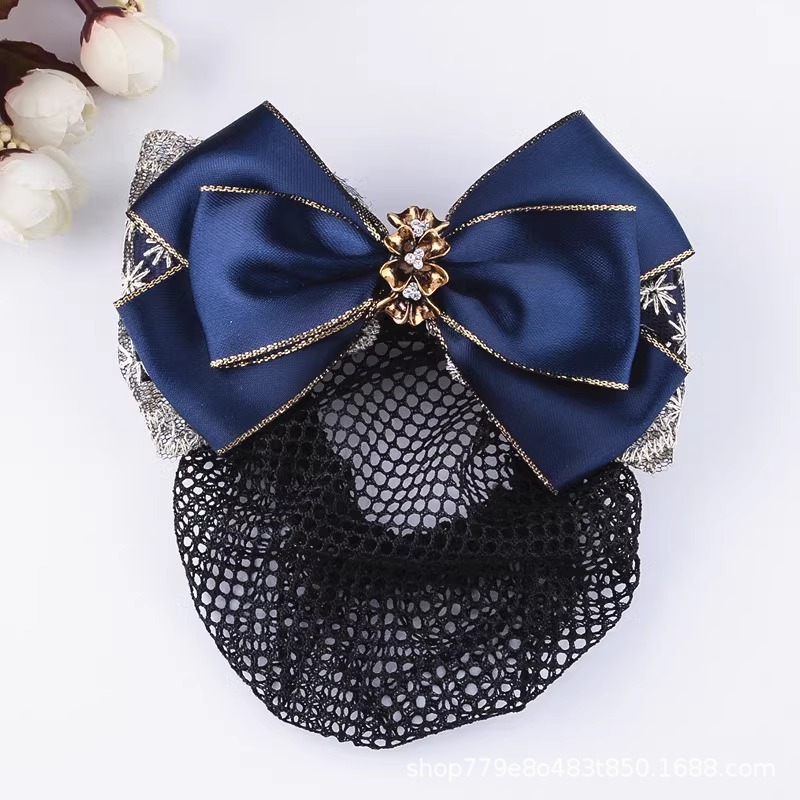 구리로 된 매듭 3개