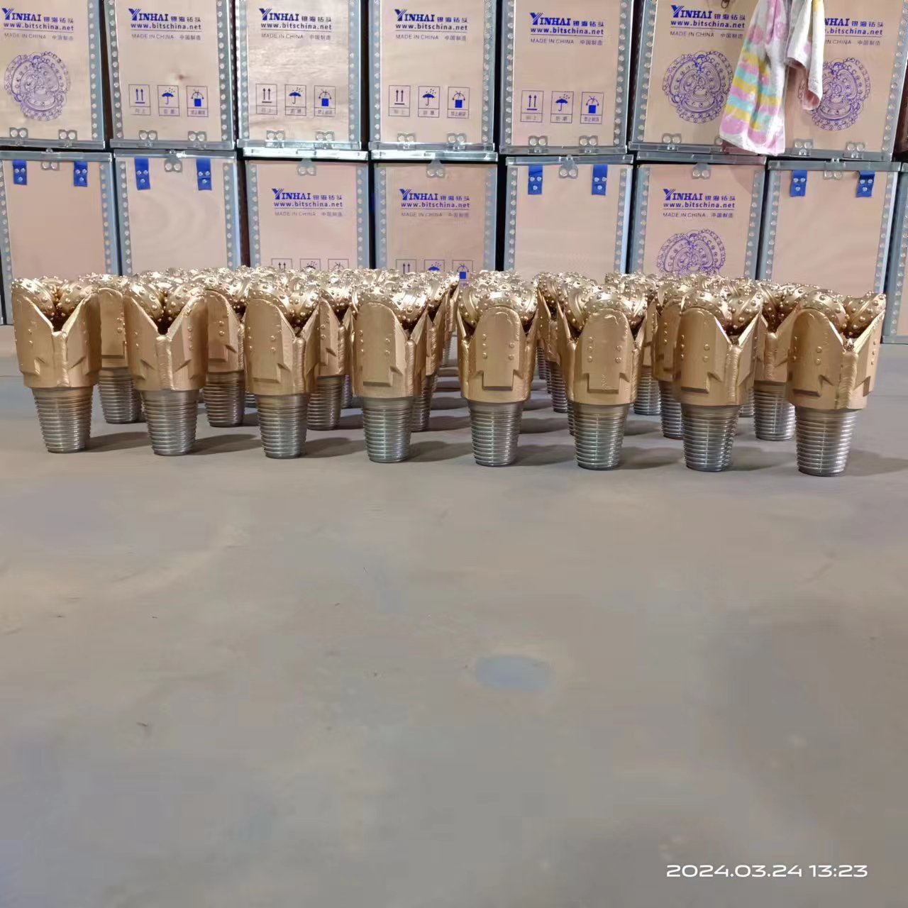 银海钻头厂家供应  93mm镶齿 IADC637 三牙轮钻头