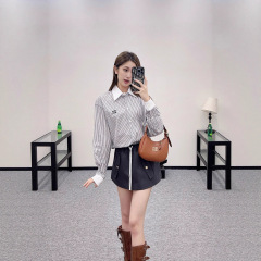 mi u 衬衣可拆卸领条纹短款衬衫女25早秋8月新品时髦青年感衬衣