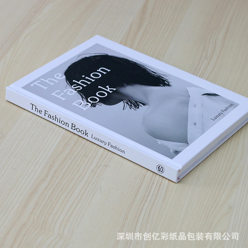 Large black and white gray model room decoration large real estate decoration English book props photography ornaments