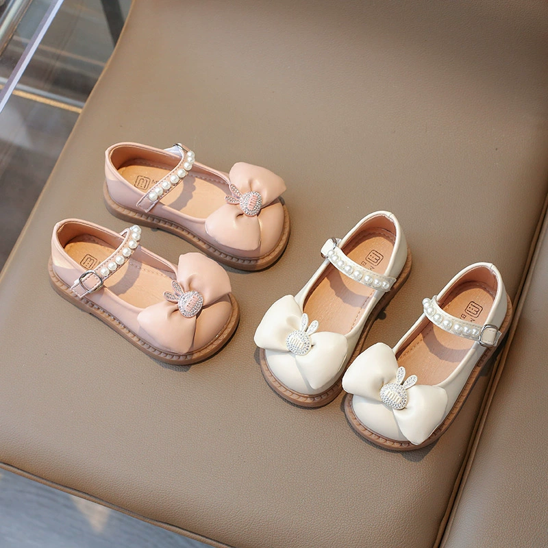 Туфли принцессы для маленьких девочек, 2025 г., корейская версия, новые кожаные туфли с бантом на весну и осень для девочек, кожаные туфли для малышей, модные одиночные туфли для маленьких девочек