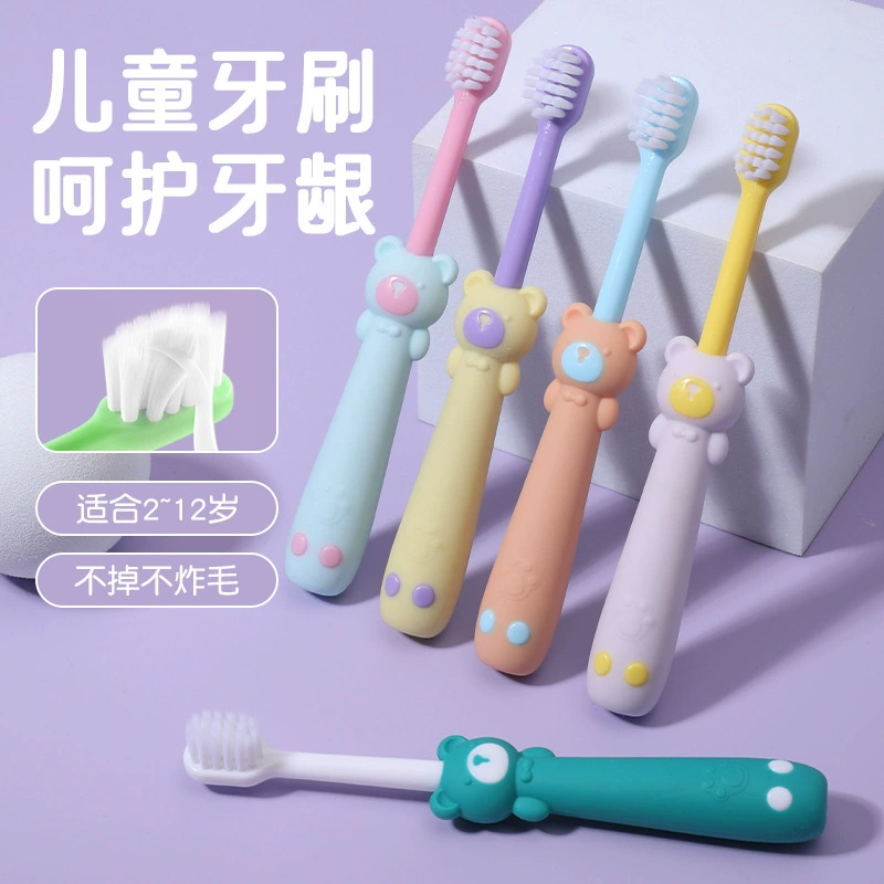 Детская зубная щетка в индивидуальной упаковке с мягкой щетиной для чистки полости рта, детская зубная щетка, которая защищает зубы и не травмирует десны, зубная щетка с тонкой щетиной оптом