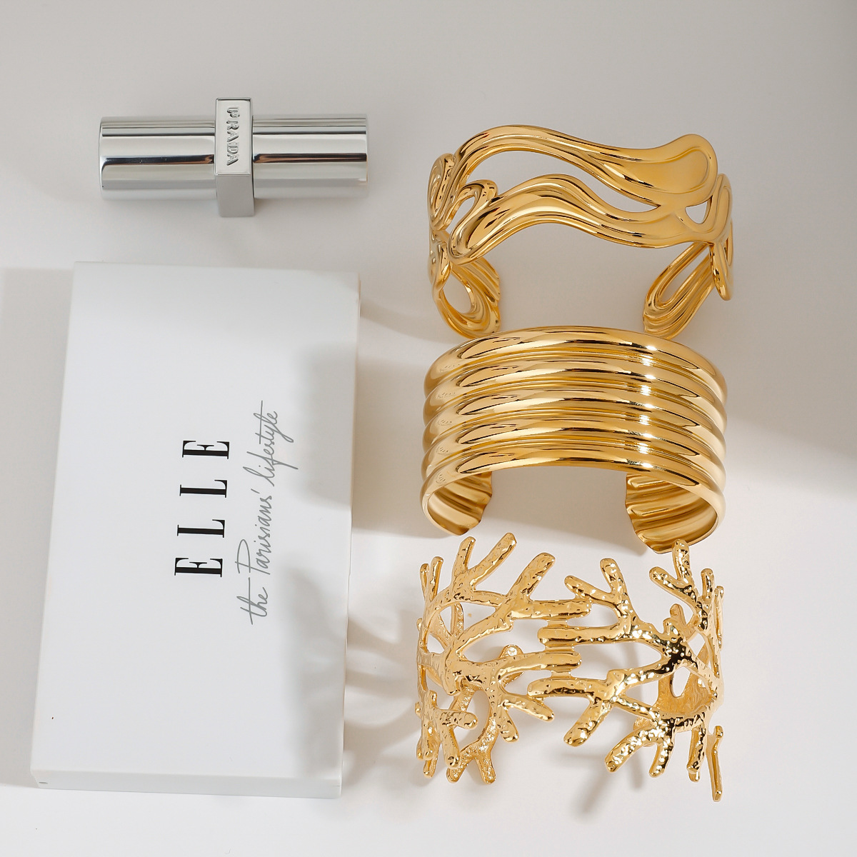 Joyas europeas y estadounidenses JEDING pulseras de acero de titanio no se desvanecen joyas de lujo ligero pulseras de alta sensación de acero inoxidable joyas transfronterizas