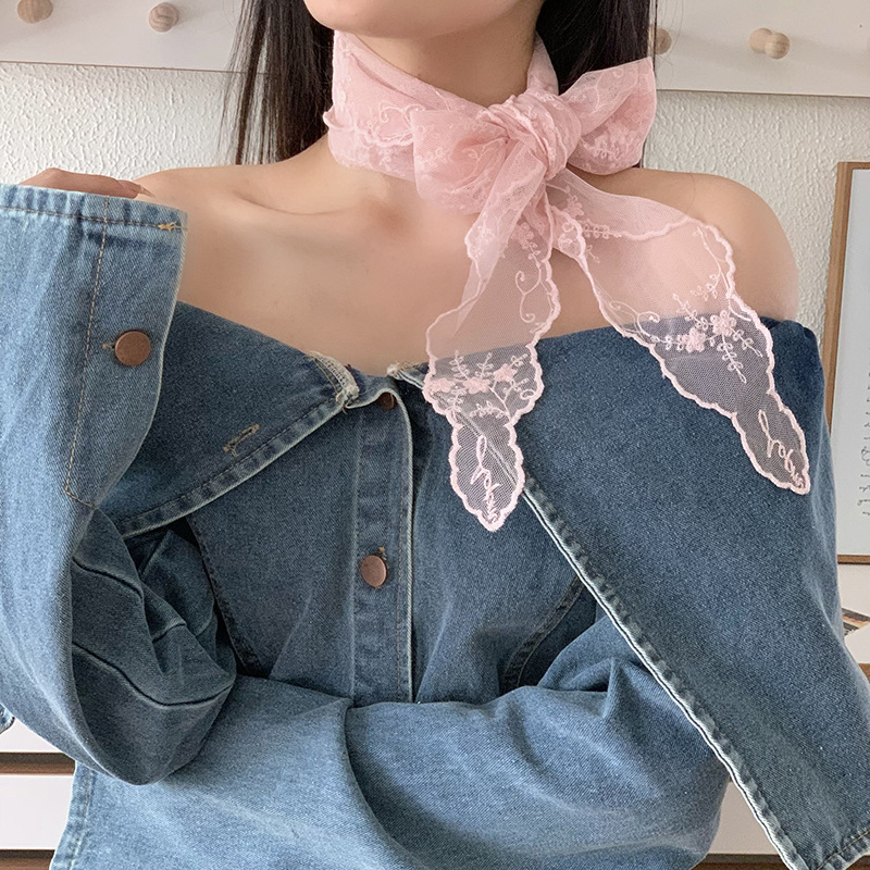 Pañuelo en la cabeza Verano femenino pastoral primavera y verano nuevo estilo de encaje pañuelo en la cabeza con serpentina bufanda pequeña para atar el pelo bufanda triangular bufanda de encaje