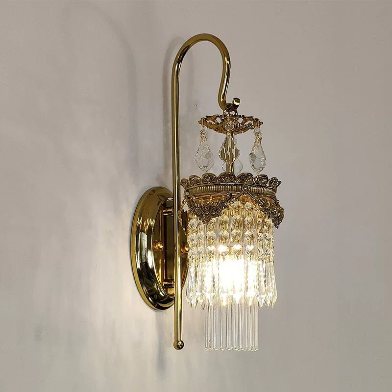 French-Style Vintage Palace Crystal Wall Lamp, European Light Luxury Background Wall Decoration for Living Room, Bedroom, Bedside, Entryway, and Corridor