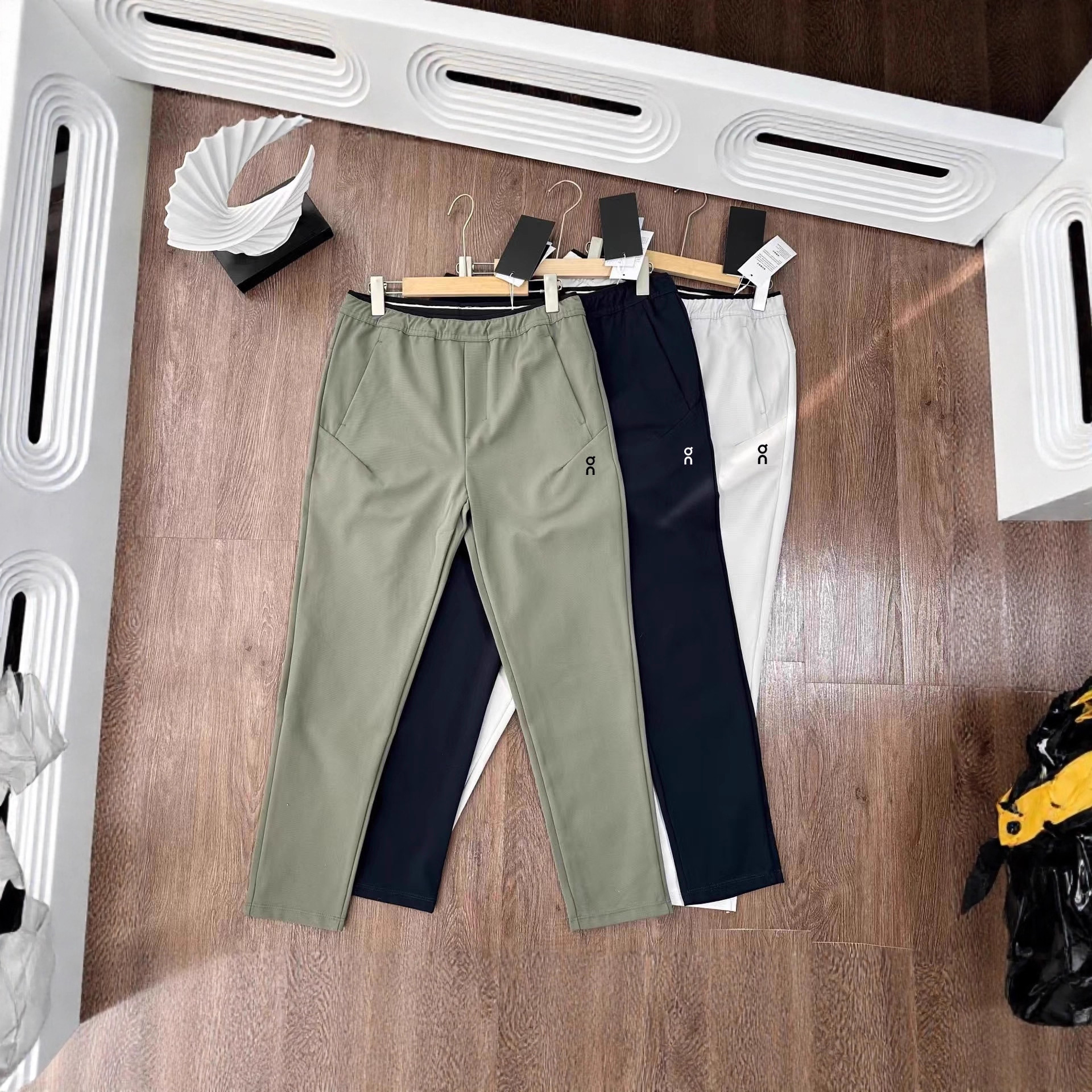 Onaang/Pao 2026 New Style Knitted Functional Fabric High-Elastic Non-Binding Non-Deforming Casual Pants Wholesale