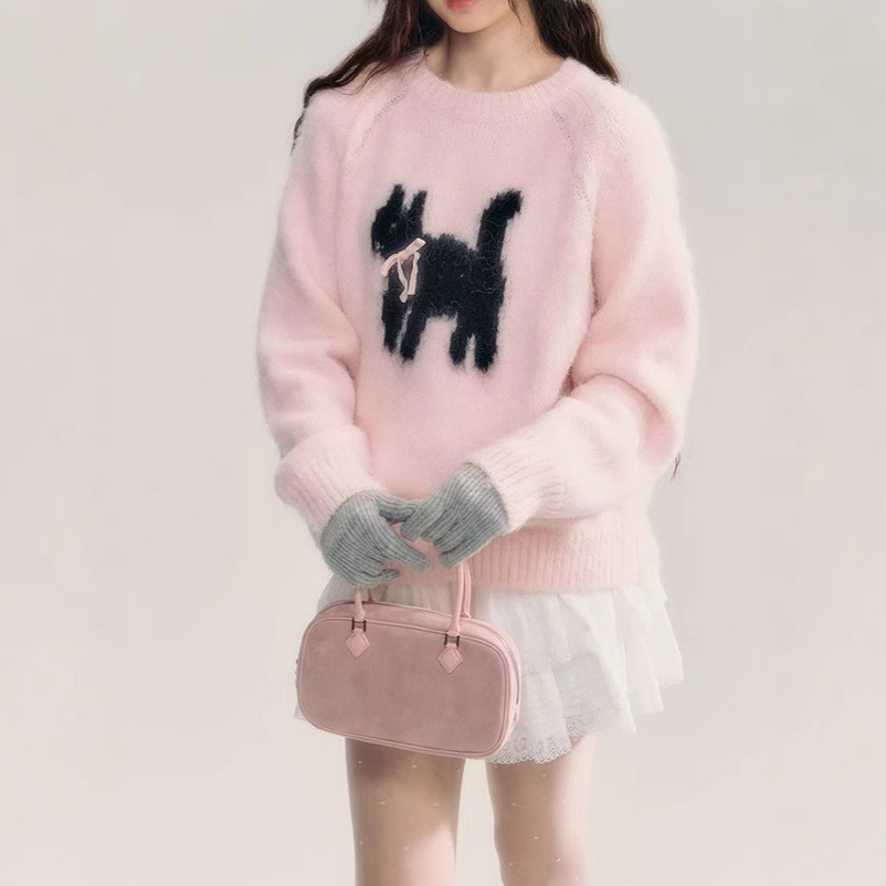 Design knitted autumn cartoon sweater with bow with a round collar