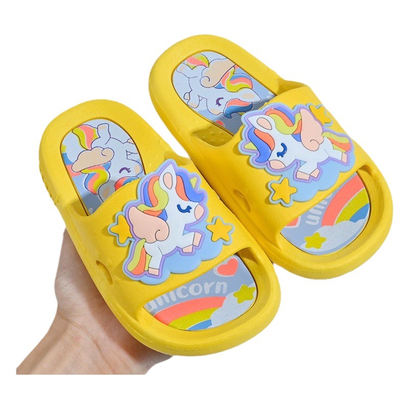 Zapatillas infantiles populares niños y niñas de verano lindo de dibujos animados de fondo suave al aire libre de interior zapatillas para niños y niñas