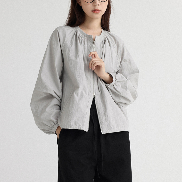 2025 Autum New Product'Endless Iceland' Early Autum Thin Round Neck Lantern Sleeve Zipper Placket Jacket for Women