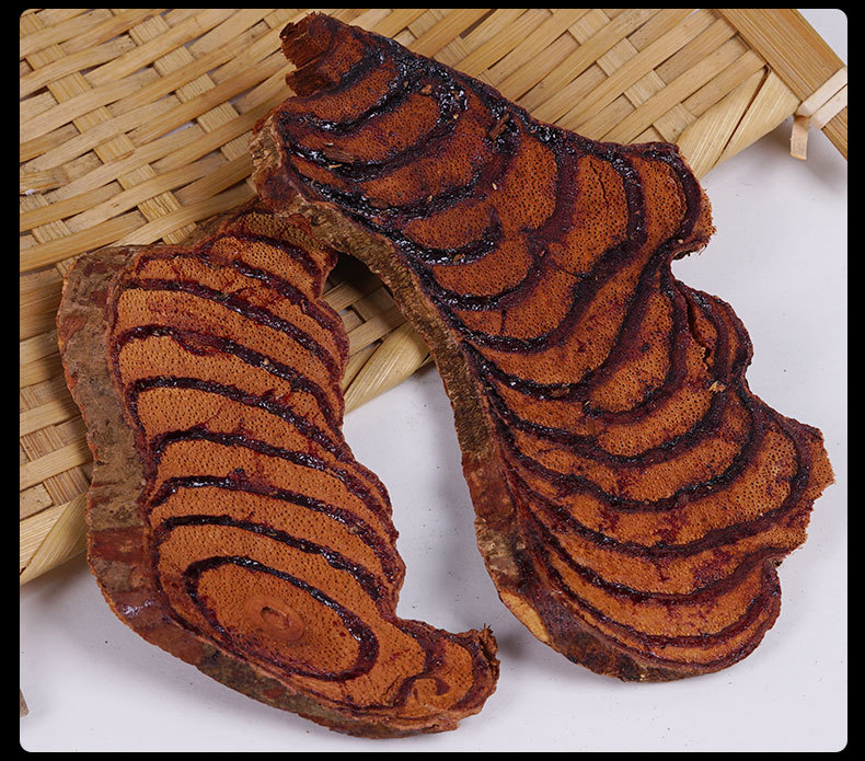 Ji Xue Teng (Spatholobus suberectus) — Wild Dried Millettia Vine for Tea, Water & Wine Soaks in use