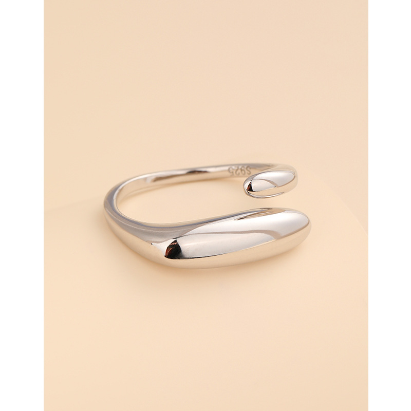 Llano anillo femenino 925 Luz de plata esterlina de lujo de alto sentido nicho diseño abierto anillo simple viento frío anillo de dedo índice