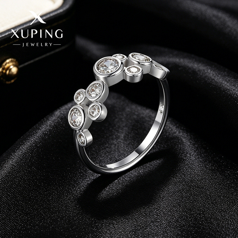 Xuping estilo simple geometría redonda artificial anillo de burbuja de joya fácil de usar para viajar diariamente anillo de dedo de viento para mujeres