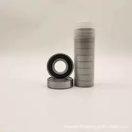 深沟球轴承;轴承座;轮毂