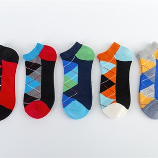 Spring and summer new men's socks trend color large rhombus series men's European and American version of the boat Socks men's socks casual socks wholesale