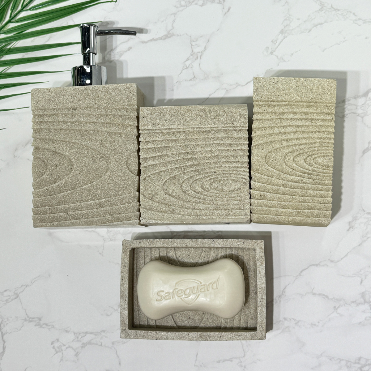 Kit de baño de resina de arenisca imitación baño de hotel de cuatro piezas de baño modelo de decoración de sala de baño de jabón transfronterizo
