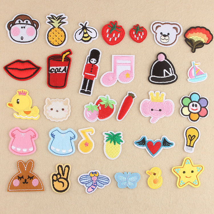 Cartoon patch cloth applique clothing shoes DIY decorative accessories with adhesive can be stitched hot computer embroidered cloth applique